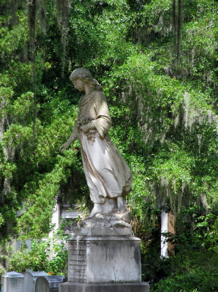 visit savannah's bonaventure cemetery, savannah ga, charlotte nc lifestyle blogger, there's sugar in my tea, nc blogs