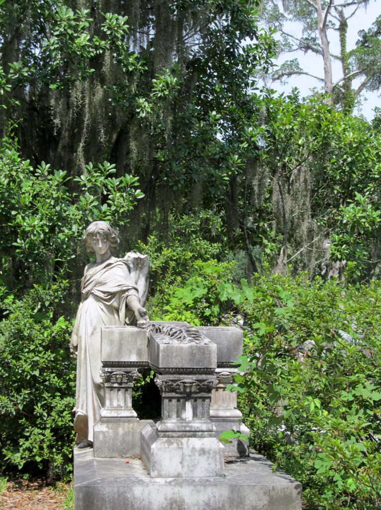 visit savannah's bonaventure cemetery, savannah ga, charlotte nc lifestyle blogger, there's sugar in my tea, nc blogs