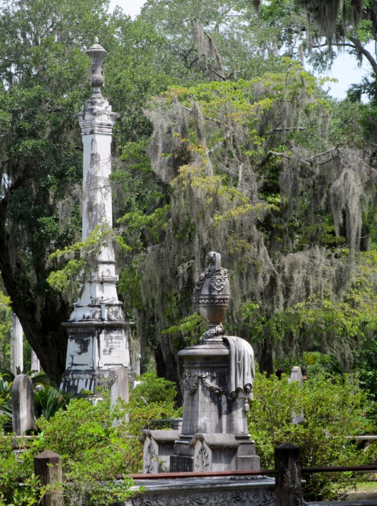 visit savannah's bonaventure cemetery, savannah ga, charlotte nc lifestyle blogger, there's sugar in my tea, nc blogs