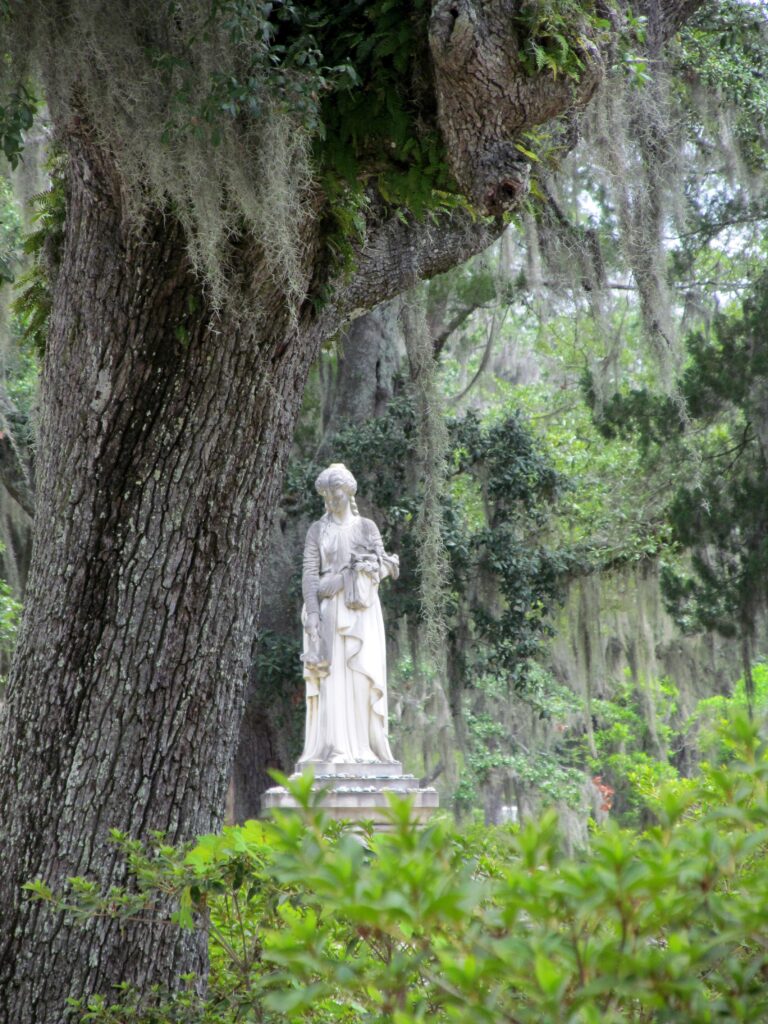 visit savannah's bonaventure cemetery, savannah ga, charlotte nc lifestyle blogger, there's sugar in my tea, nc blogs