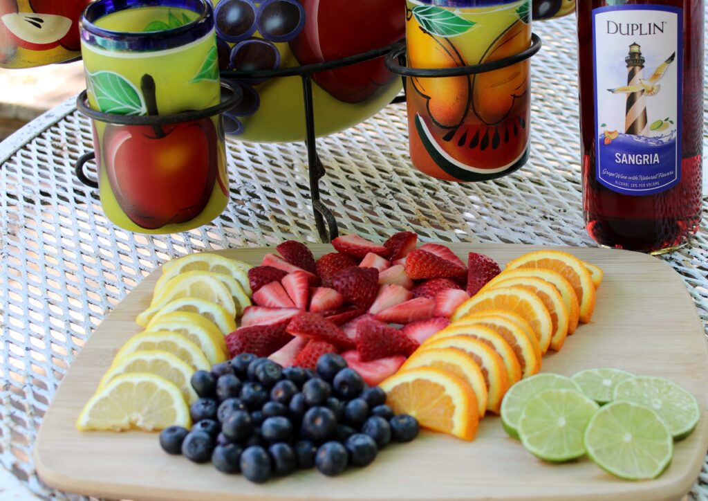 here's how to serve sangria, there's sugar in my tea, charlotte nc blogs, charlotte nc lifestyle blogs