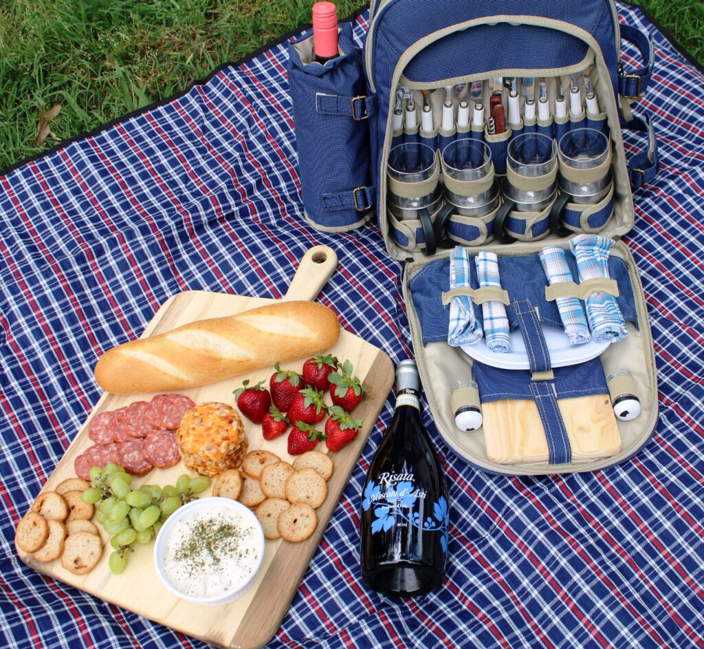 backyard picnic ideas, there's sugar in my tea, charlotte nc blogs, charlotte lifestyle blogs